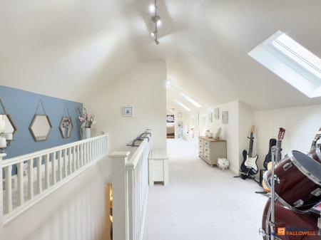 3 bedroom Semi-detached house for sale in Cademan Street, Whitwick, LE67