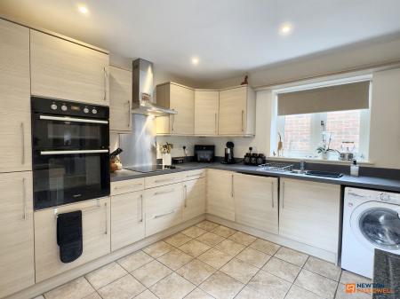 3 bedroom Semi-detached house for sale in Cademan Street, Whitwick, LE67