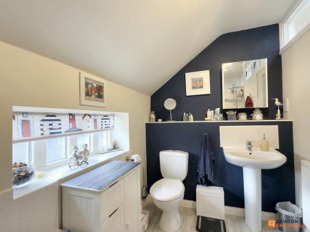 3 bedroom Semi-detached house for sale in Cademan Street, Whitwick, LE67