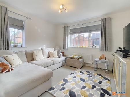 4 bedroom Detached house for sale in Nursery Close, Ravenstone, LE67