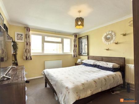 2 bedroom Semi-detached bungalow for sale in Church View, Ibstock, LE67