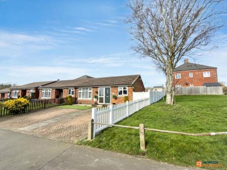 2 bedroom Semi-detached bungalow for sale in Church View, Ibstock, LE67