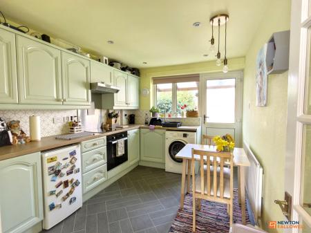 2 bedroom Semi-detached bungalow for sale in Church View, Ibstock, LE67