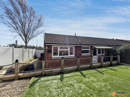 2 bedroom Semi-detached bungalow for sale in Church View, Ibstock, LE67
