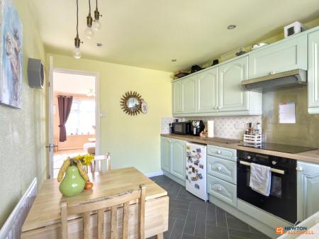 2 bedroom Semi-detached bungalow for sale in Church View, Ibstock, LE67