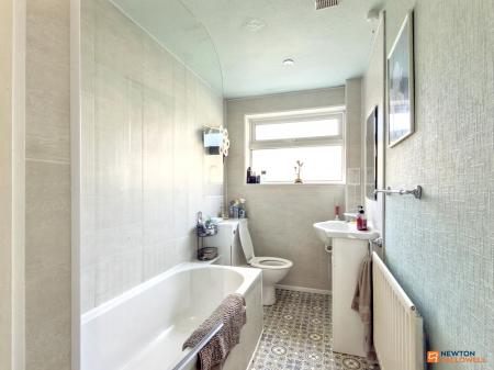 2 bedroom Semi-detached bungalow for sale in Church View, Ibstock, LE67