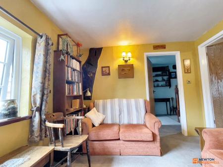 3 bedroom Semi-detached house for sale in Cross Green, Rothley, LE7