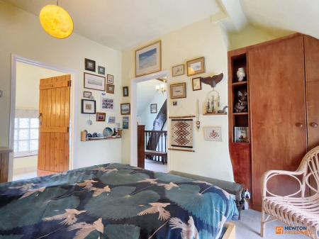 3 bedroom Semi-detached house for sale in Cross Green, Rothley, LE7