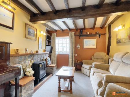3 bedroom Semi-detached house for sale in Cross Green, Rothley, LE7
