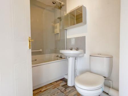 1 bedroom Flat for sale in The Old Nurseries, Ravenstone, LE67