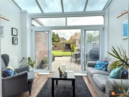 4 bedroom Semi-detached house for sale in Greenhill Road, Coalville, LE67