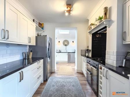 4 bedroom Semi-detached house for sale in Greenhill Road, Coalville, LE67