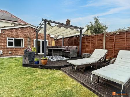 4 bedroom Semi-detached house for sale in Greenhill Road, Coalville, LE67