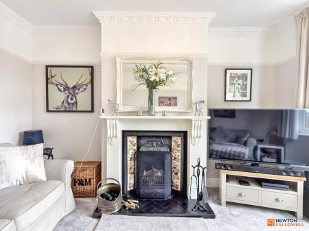 4 bedroom Semi-detached house for sale in Greenhill Road, Coalville, LE67