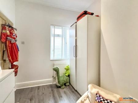 2 bedroom Terraced House for sale in Fairfield Road, Hugglescote, LE67