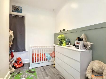 2 bedroom Terraced House for sale in Fairfield Road, Hugglescote, LE67