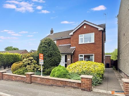 4 bedroom Detached house for sale in North Street, Whitwick, LE67