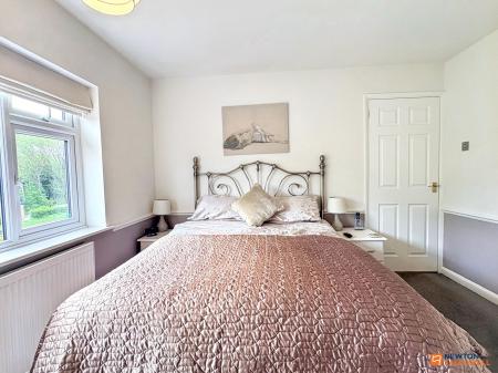 4 bedroom Detached house for sale in North Street, Whitwick, LE67