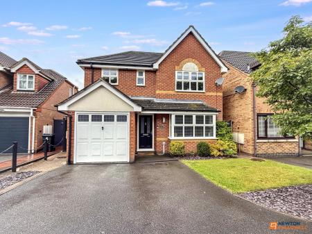 4 bedroom Detached house for sale in Merganser Way, Coalville, LE67