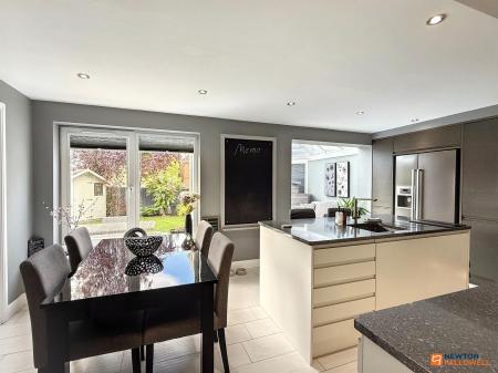 4 bedroom Detached house for sale in Merganser Way, Coalville, LE67