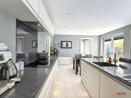 4 bedroom Detached house for sale in Merganser Way, Coalville, LE67