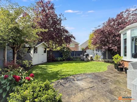 4 bedroom Detached house for sale in Merganser Way, Coalville, LE67