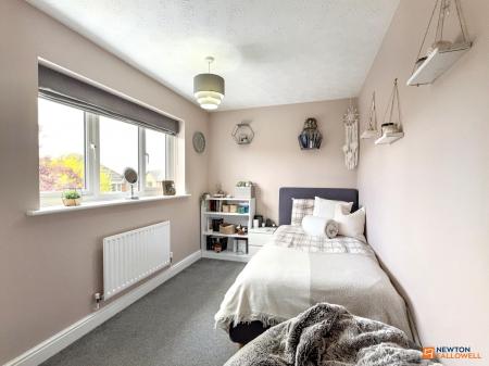 4 bedroom Detached house for sale in Merganser Way, Coalville, LE67