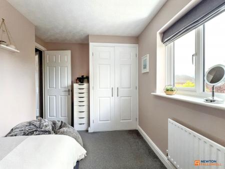 4 bedroom Detached house for sale in Merganser Way, Coalville, LE67