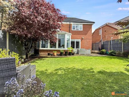 4 bedroom Detached house for sale in Merganser Way, Coalville, LE67