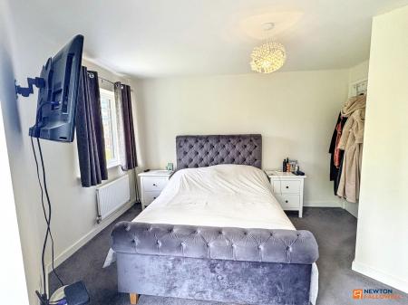3 bedroom Semi-detached house for sale in Palmer Close, Coalville, LE67