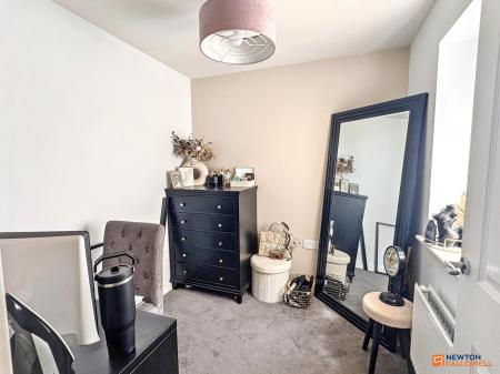 3 bedroom Semi-detached house for sale in Palmer Close, Coalville, LE67