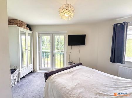 3 bedroom Semi-detached house for sale in Palmer Close, Coalville, LE67