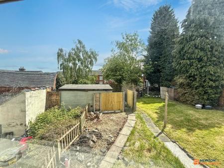 2 bedroom Terraced House for sale in Brooks Lane, Whitwick, LE67