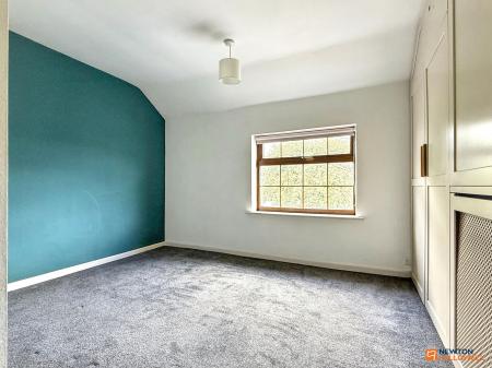2 bedroom Terraced House for sale in Brooks Lane, Whitwick, LE67