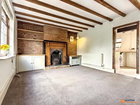 2 bedroom Terraced House for sale in Brooks Lane, Whitwick, LE67