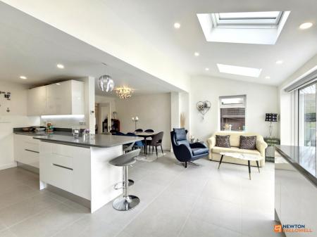 4 bedroom Detached house for sale in Balmoral Road, Coalville, LE67