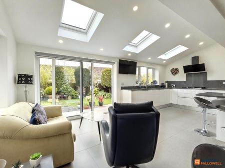 4 bedroom Detached house for sale in Balmoral Road, Coalville, LE67
