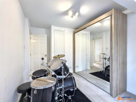 4 bedroom Detached house for sale in Balmoral Road, Coalville, LE67