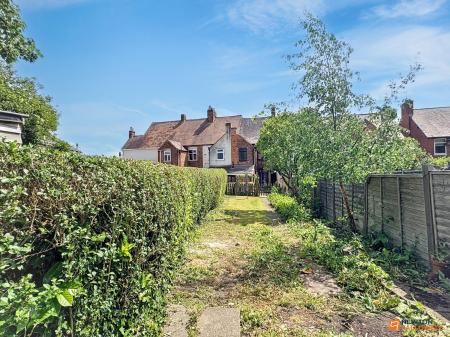 2 bedroom Terraced House for sale in Forest Road, Coalville, LE67