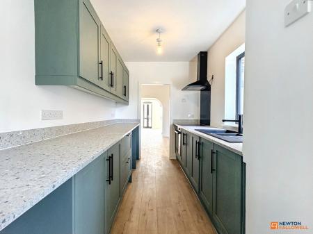 2 bedroom Terraced House for sale in Forest Road, Coalville, LE67
