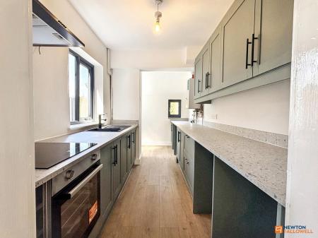 2 bedroom Terraced House for sale in Forest Road, Coalville, LE67