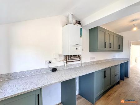 2 bedroom Terraced House for sale in Forest Road, Coalville, LE67