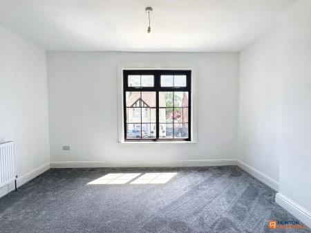 2 bedroom Terraced House for sale in Forest Road, Coalville, LE67