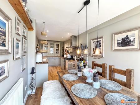 4 bedroom Detached house for sale in Dauphine Close, Coalville, LE67