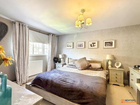 4 bedroom Detached house for sale in Dauphine Close, Coalville, LE67