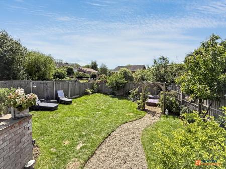 4 bedroom Detached house for sale in Dauphine Close, Coalville, LE67
