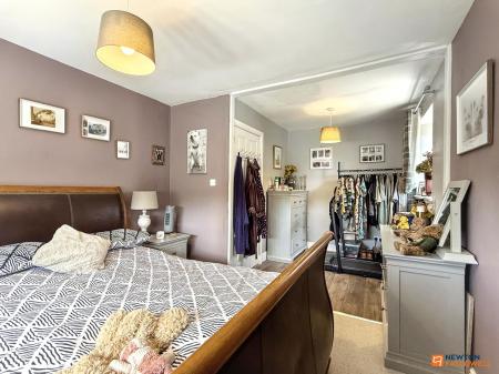 4 bedroom Detached house for sale in Dauphine Close, Coalville, LE67