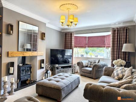 4 bedroom Detached house for sale in Dauphine Close, Coalville, LE67