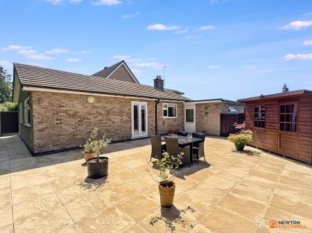2 bedroom Detached bungalow for sale in Castle Rock Drive, Coalville, LE67