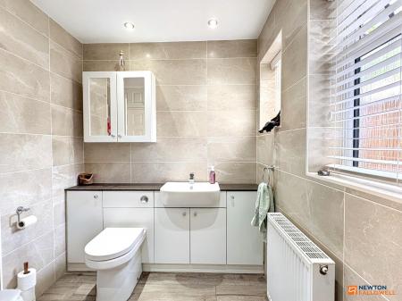 2 bedroom Detached bungalow for sale in Castle Rock Drive, Coalville, LE67